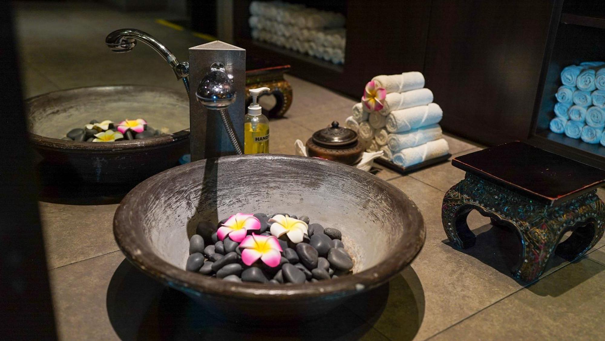 The Guest Hotel & Spa Port Dickson Bagian luar foto