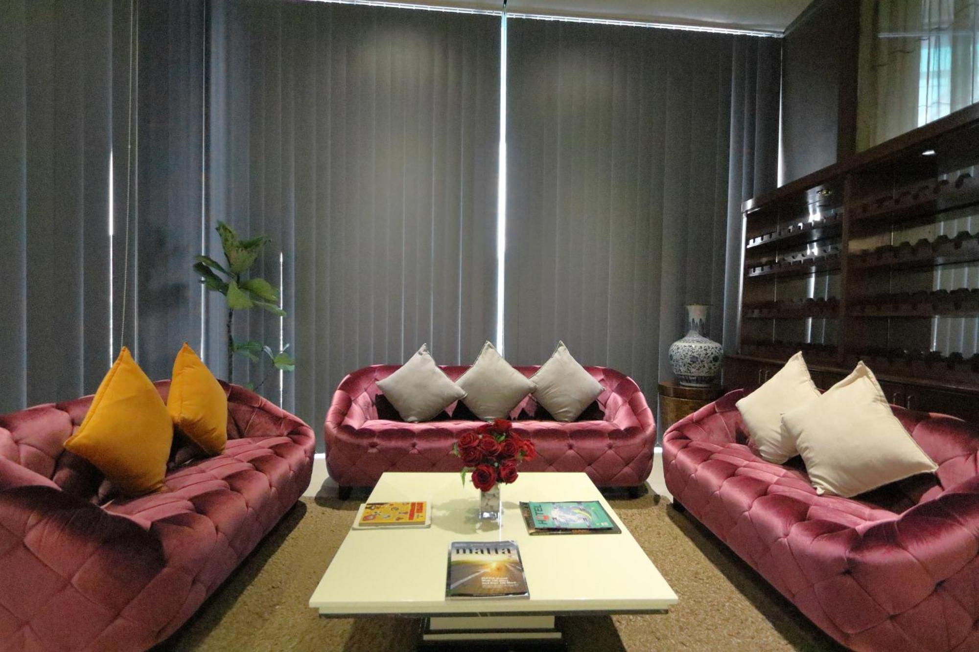 The Guest Hotel & Spa Port Dickson Bagian luar foto