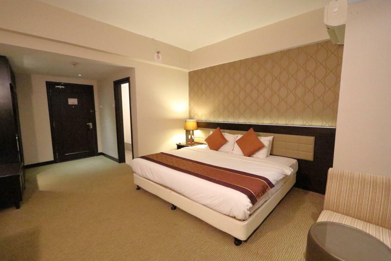 The Guest Hotel & Spa Port Dickson Bagian luar foto