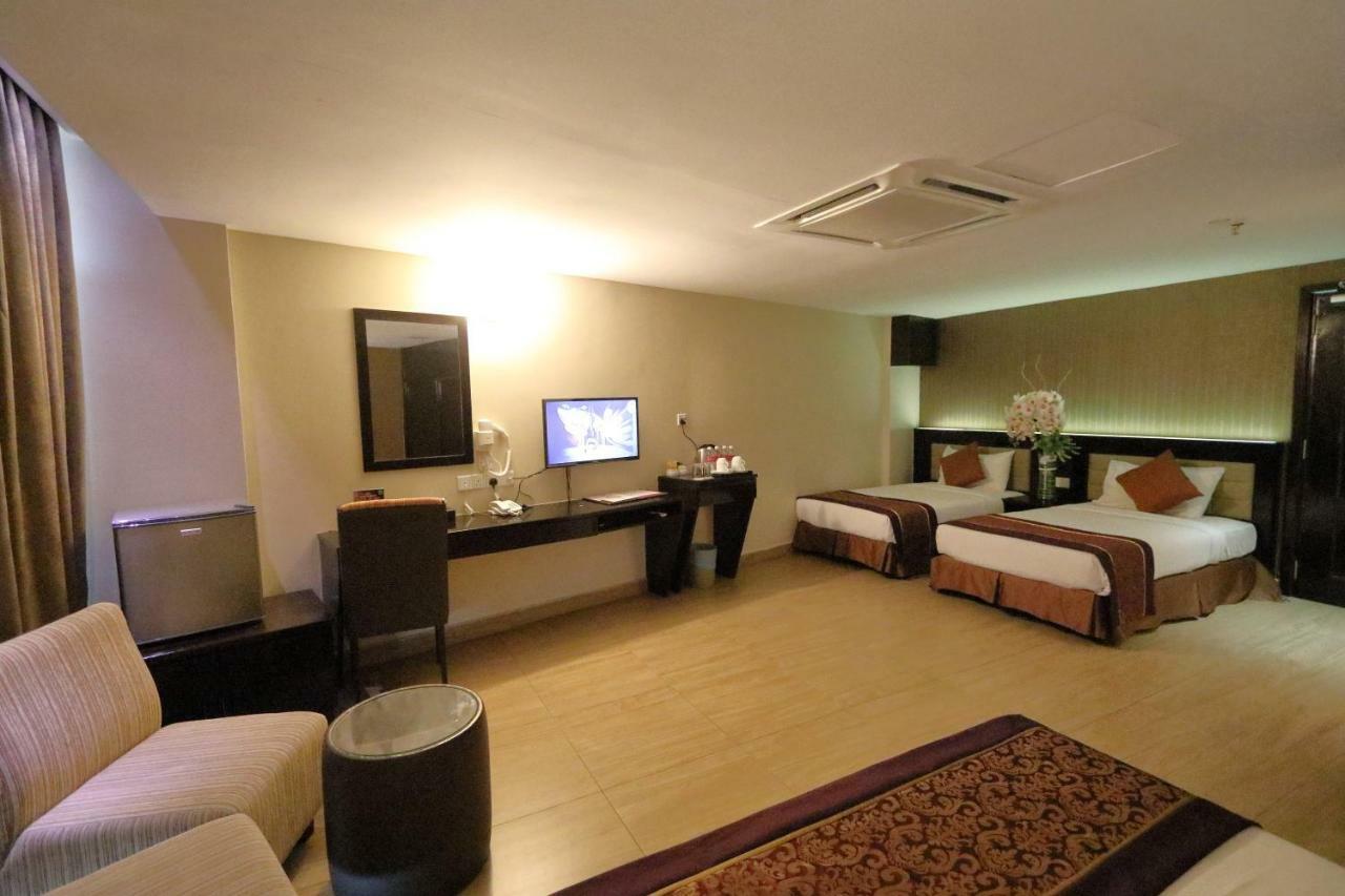 The Guest Hotel & Spa Port Dickson Bagian luar foto