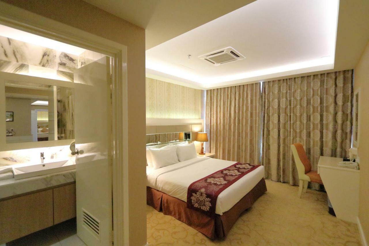 The Guest Hotel & Spa Port Dickson Bagian luar foto